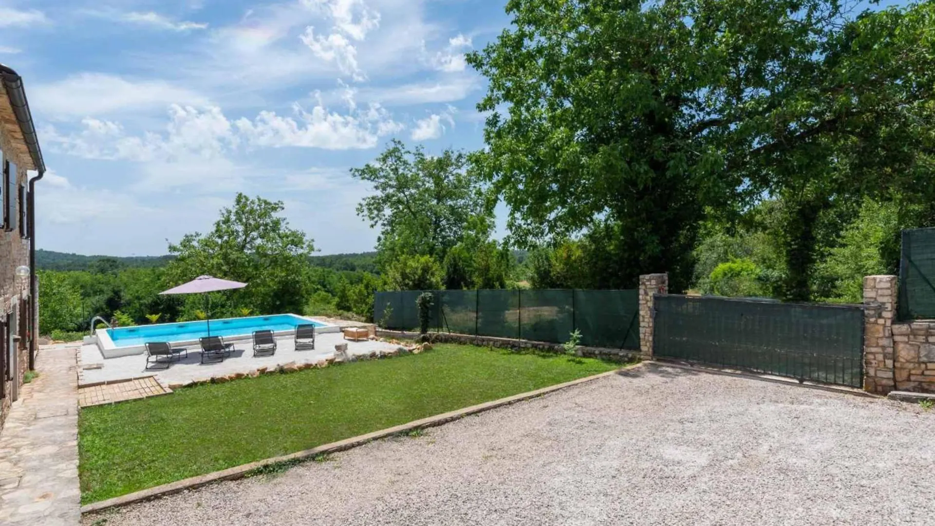 Holiday House With Private Pool Villa Ladybug Milotski Breg