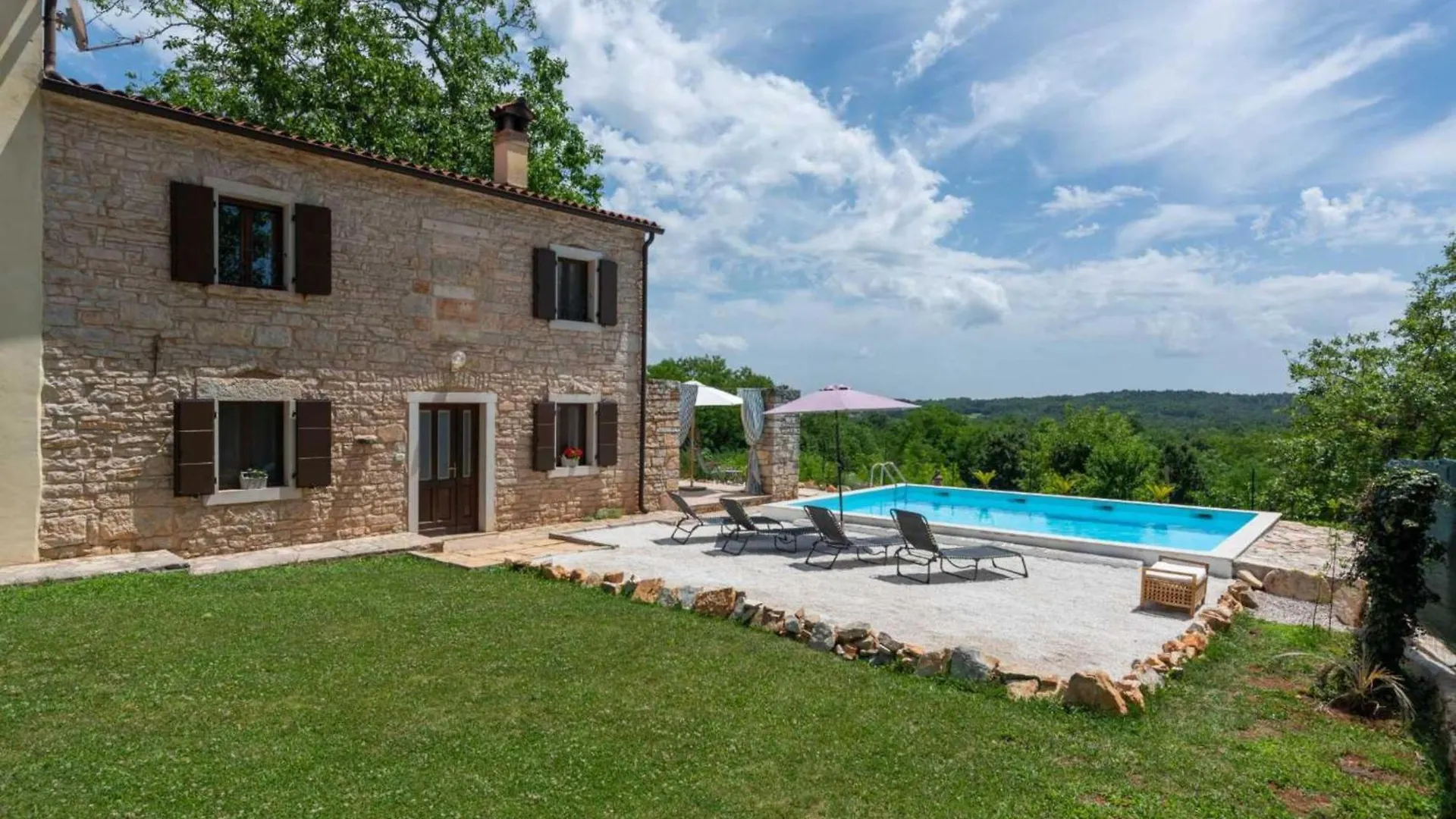 Holiday House With Private Pool Villa Ladybug Milotski Breg 0*,  Croatia