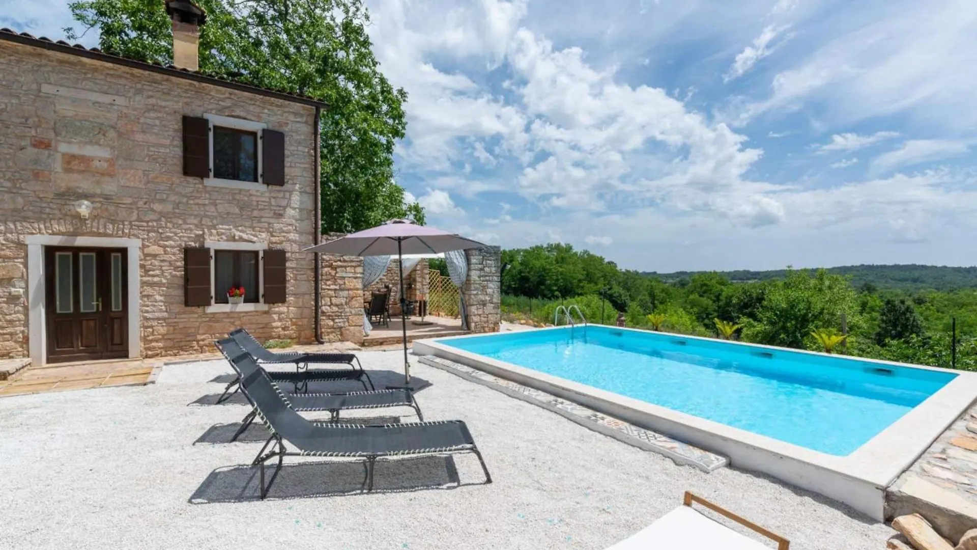 Holiday House With Private Pool Villa Ladybug Milotski Breg